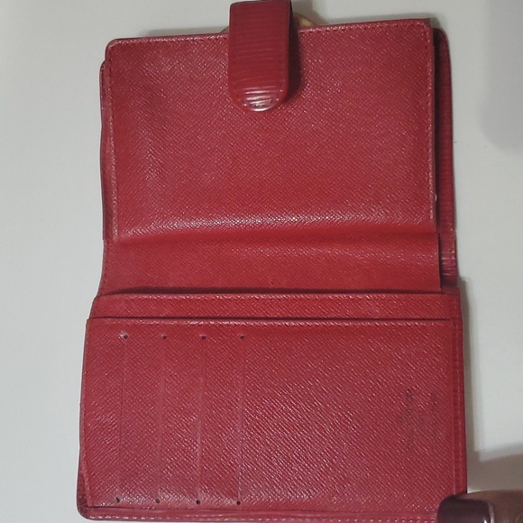 Louis Vuitton Red Epi Kisslock Wallet - Picture 7 of 8